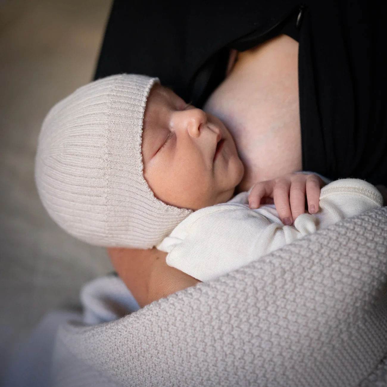 THE WOOLLY BABY HAT - cloud grey - Image 7