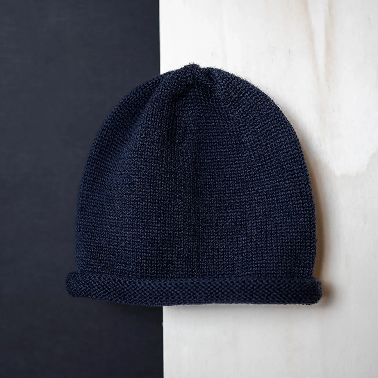 THE WOOLLY HAT - midnight blue