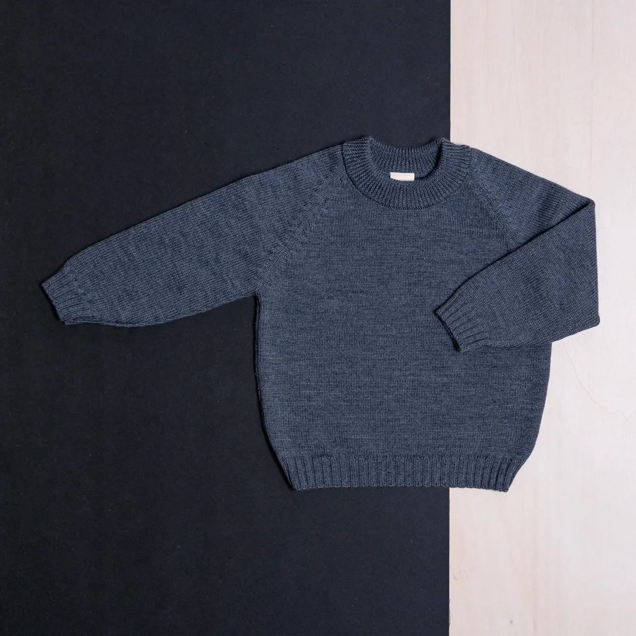 THE WOOLLY SWEATER - graphite grey