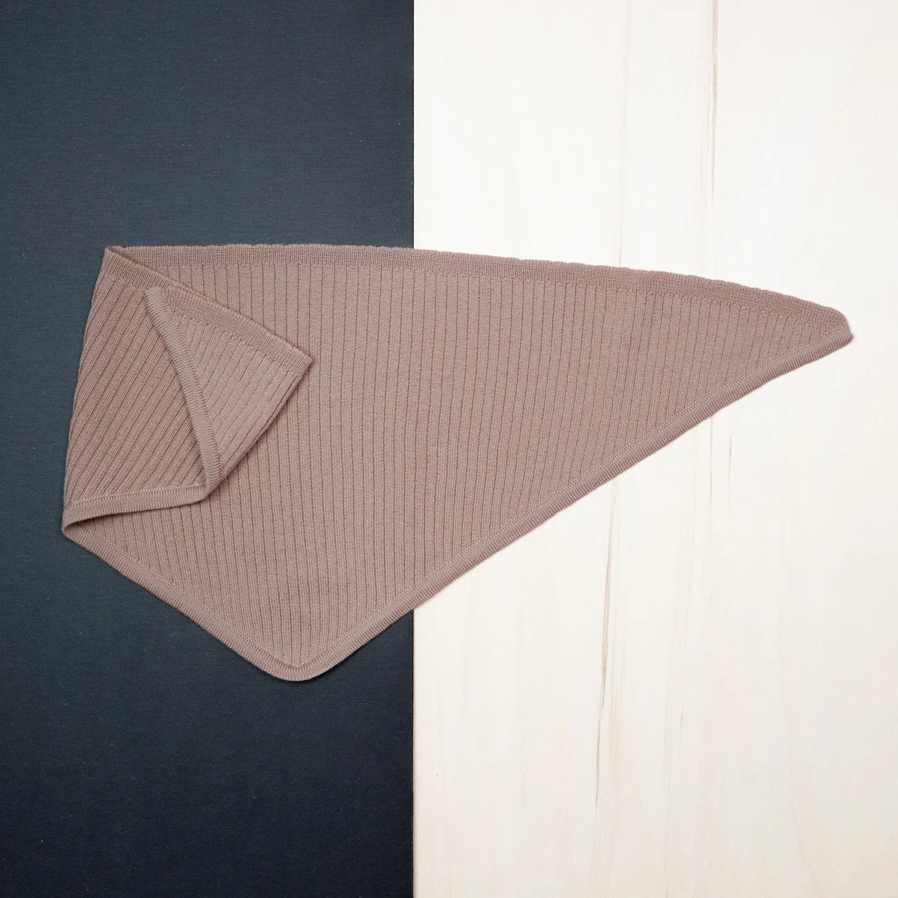 THE WOOLLY TRIANGLE SCARF SMALL - cappuccino - Image 3