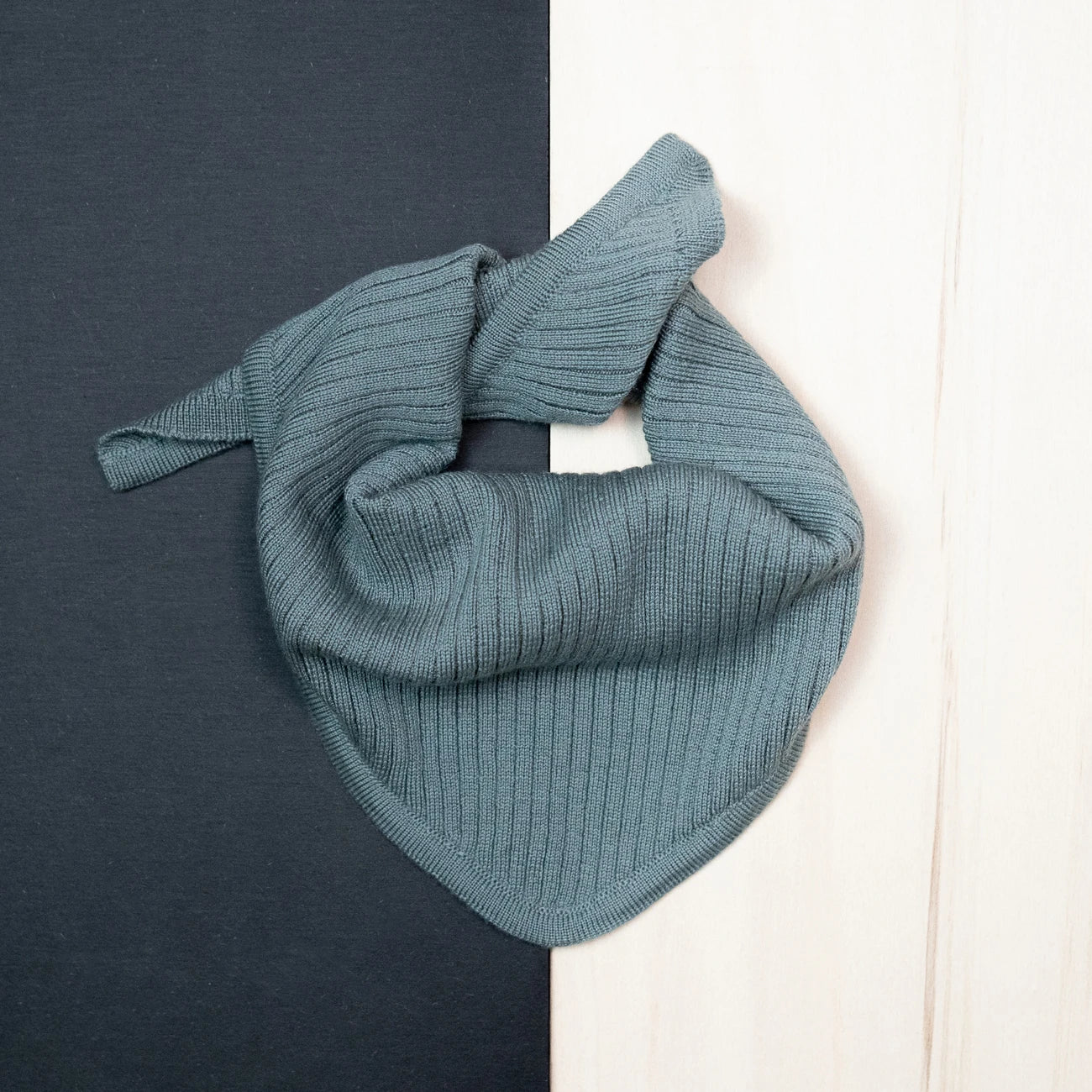 THE WOOLLY TRIANGLE SCARF SMALL - sage - Image 4